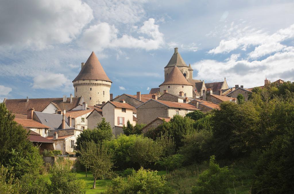Bed and Breakfast Abbaye Du Palais Thauron Esterno foto