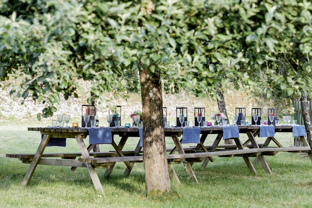 Bed and Breakfast Abbaye Du Palais Thauron Esterno foto