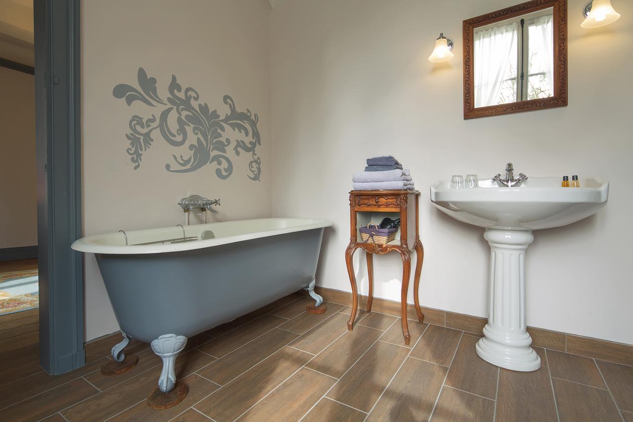 Bed and Breakfast Abbaye Du Palais Thauron Esterno foto