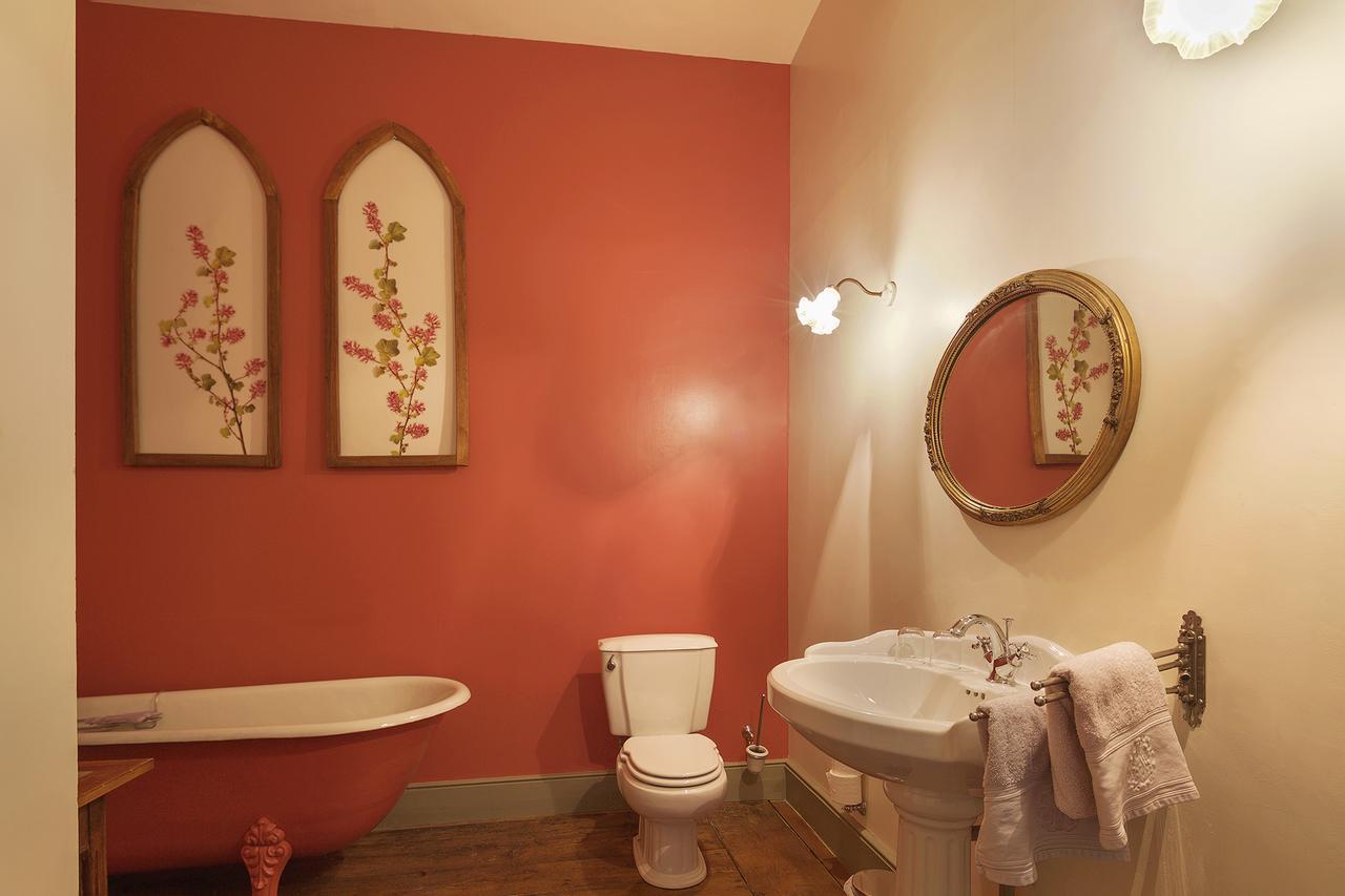 Bed and Breakfast Abbaye Du Palais Thauron Esterno foto